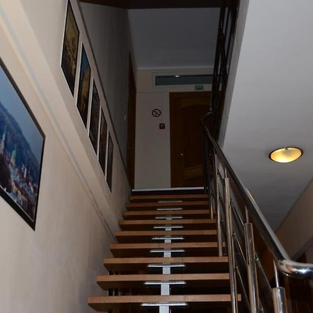 Burger Plus Inn Lviv Dış mekan fotoğraf